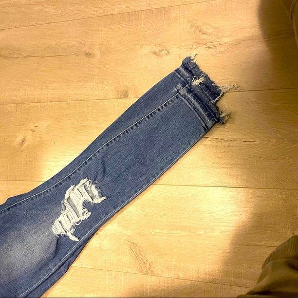 Levi’s Jeans Light Blue - Picture 2 of 4